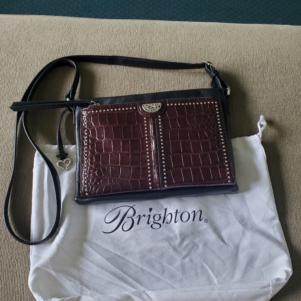 Brighton jagger organizer crossbody black with chocolate crocodile accent